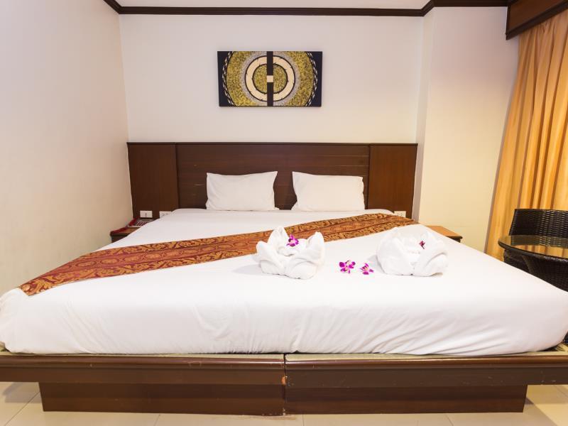 Sharaya Residence Patong Kültér fotó