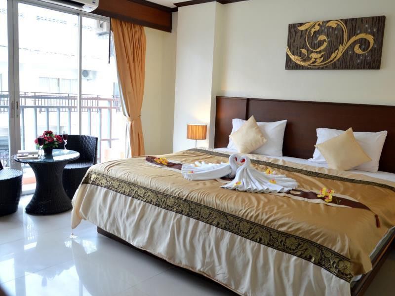 Sharaya Residence Patong Kültér fotó