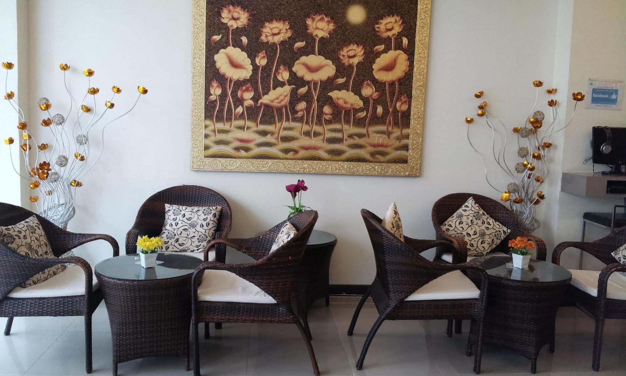 Sharaya Residence Patong Kültér fotó