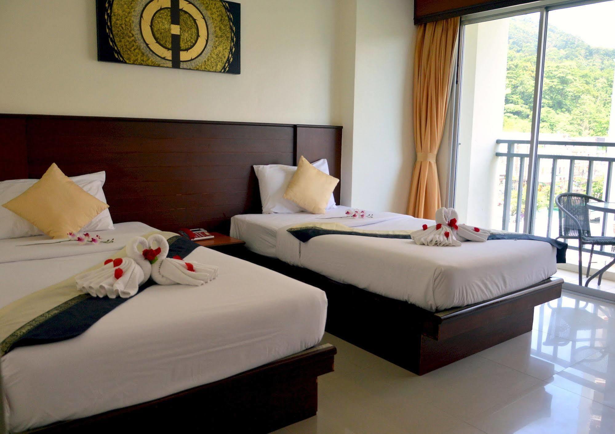 Sharaya Residence Patong Kültér fotó